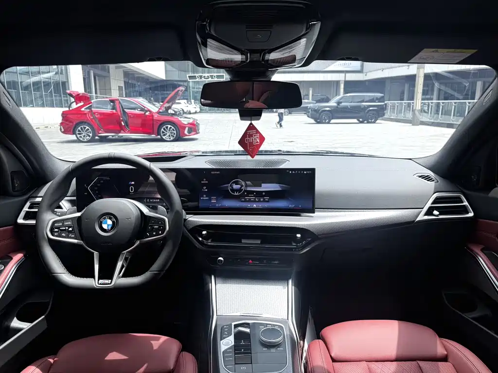 BMW 3 Series 330 i M Sport Night Package