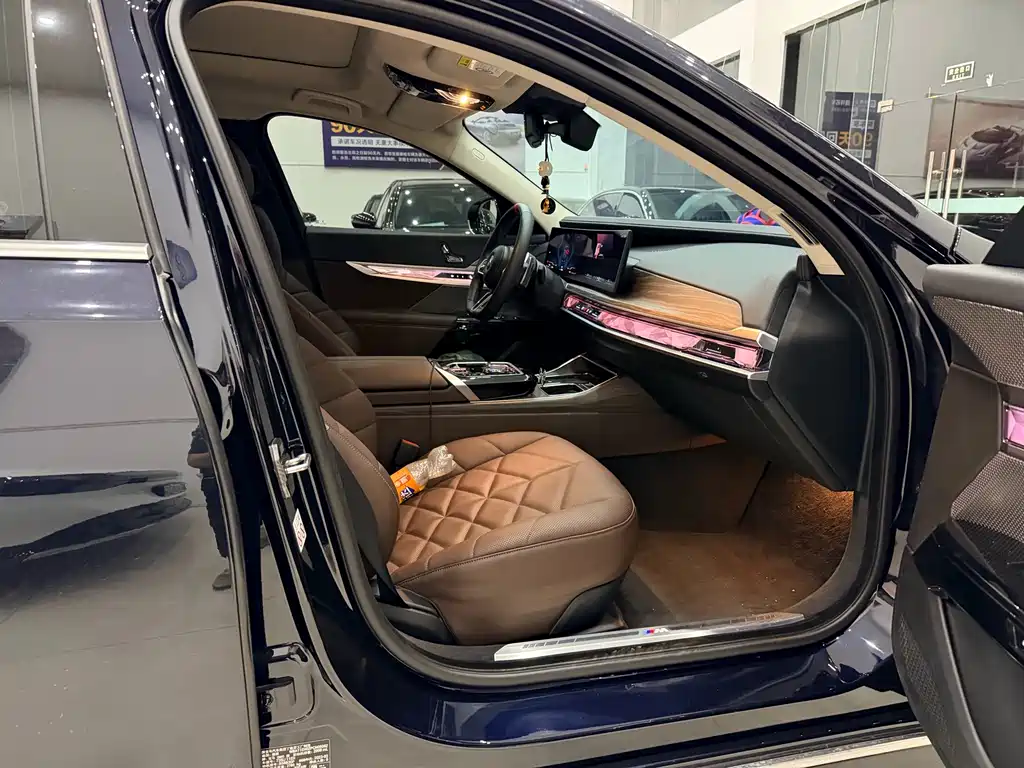 BMW 7 Series 735 Li M Sport Package