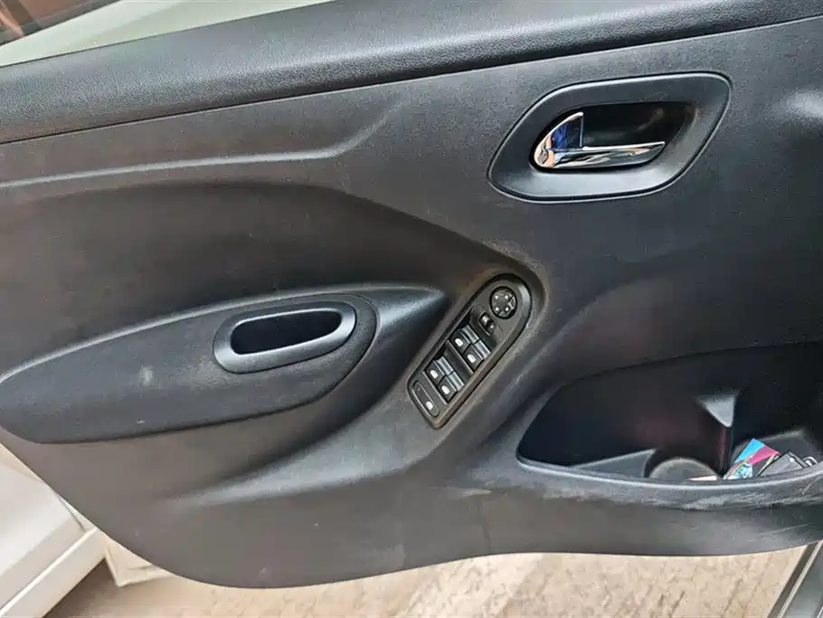 Elysee Quality Style 1.6 L Manual Fashion