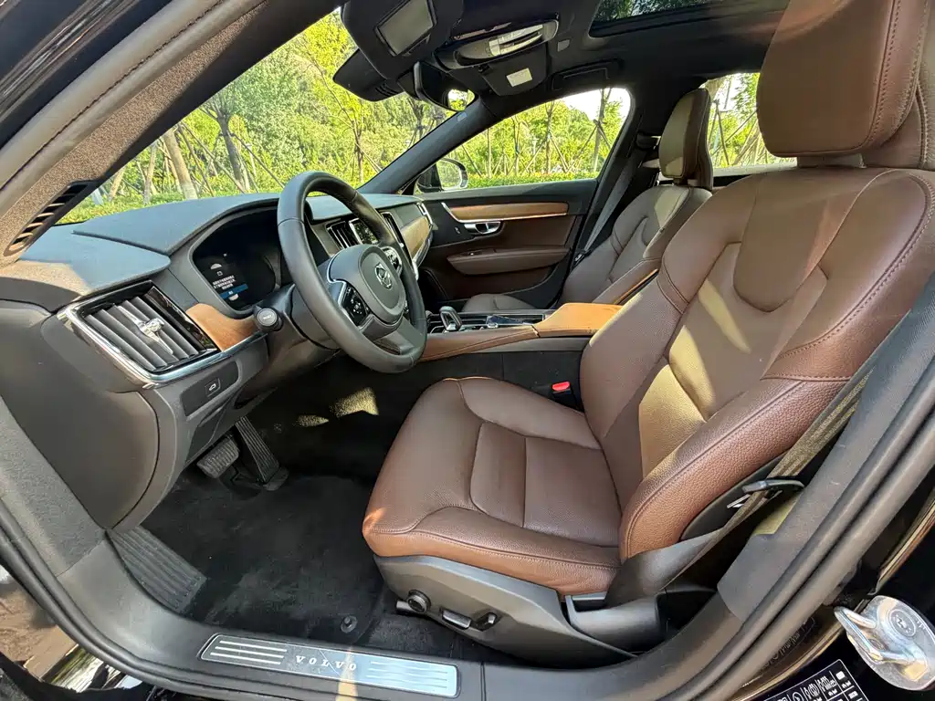 Volvo S90 B5 Smart Ease Luxury
