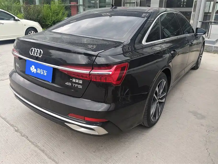 Audi A6 L Facelift 40 TFSI Luxury Dynamic