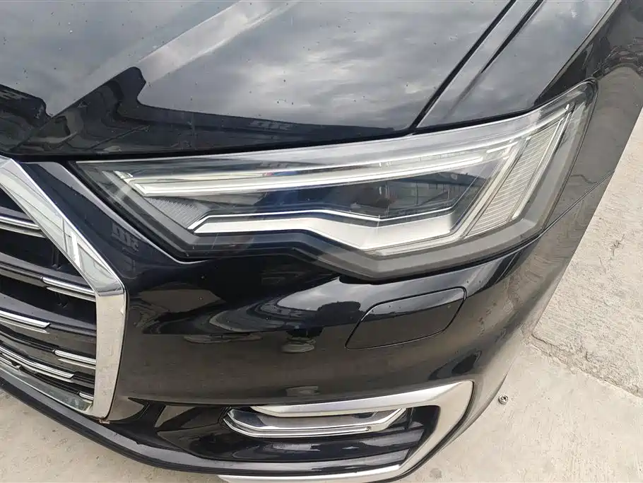 Audi A6 L Facelift 40 TFSI Luxury Dynamic