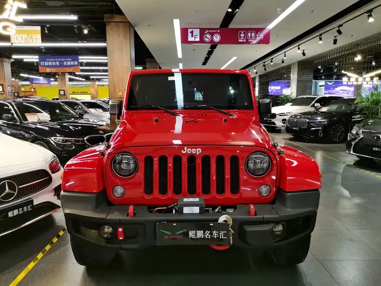 Jeep Wrangler 3.0 L Sahara 4-door Comfort Enjoyment