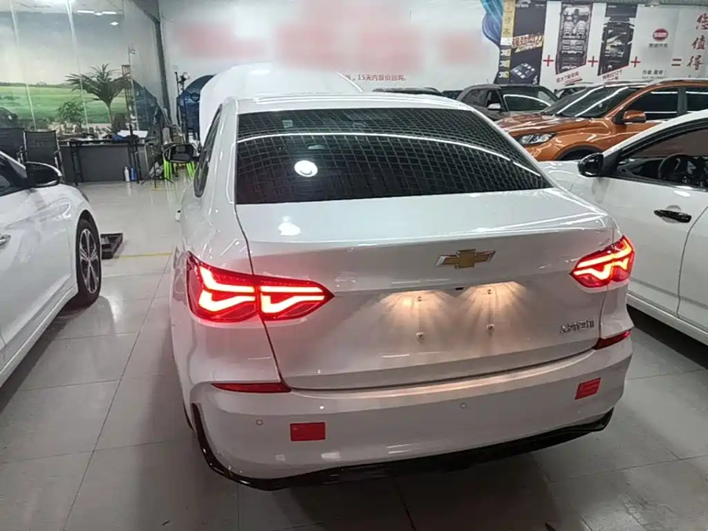 Monza 1.5 L DCT Joy