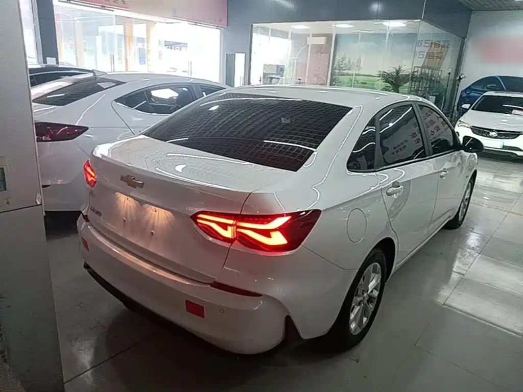 Monza 1.5 L DCT Joy