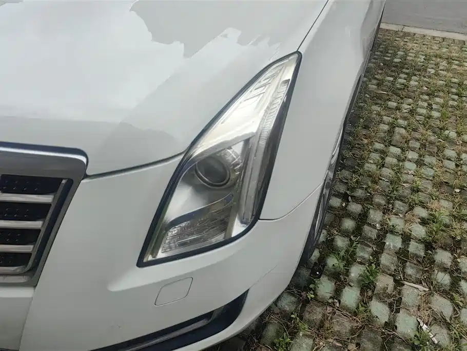Cadillac XTS 28 T Comfort
