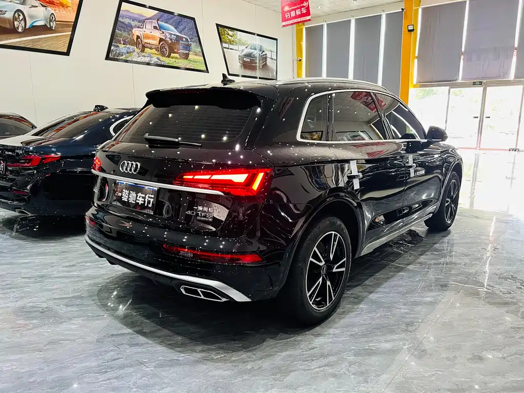 Audi Q5 L 40 TFSI Fashion Dynamic
