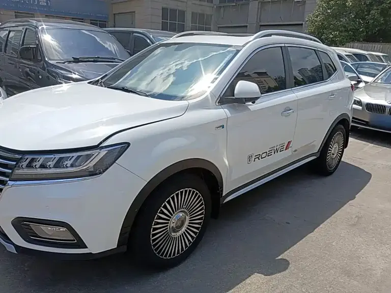 Roewe RX5 荣威RX5 2019款 30 T 两驱自动Ali智联网铂金版