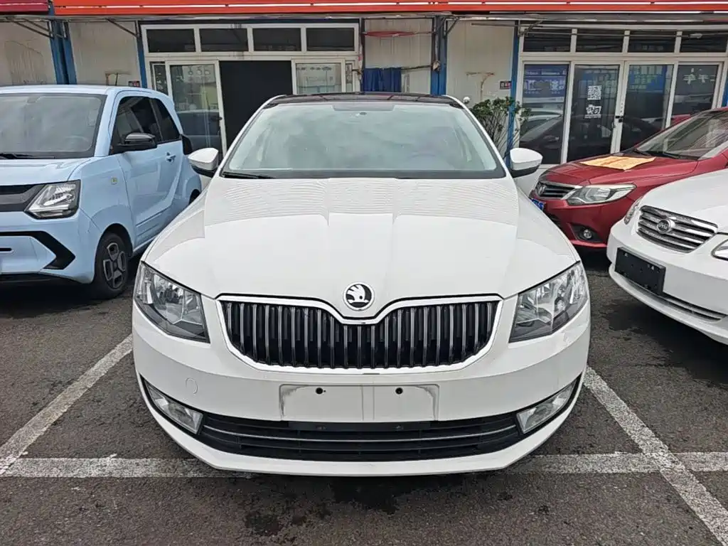 Octavia TSI280 DSG Smart Travel