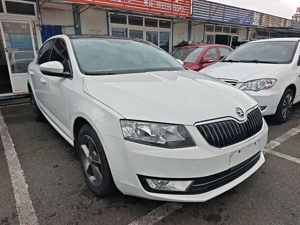 Octavia TSI280 DSG Smart Travel