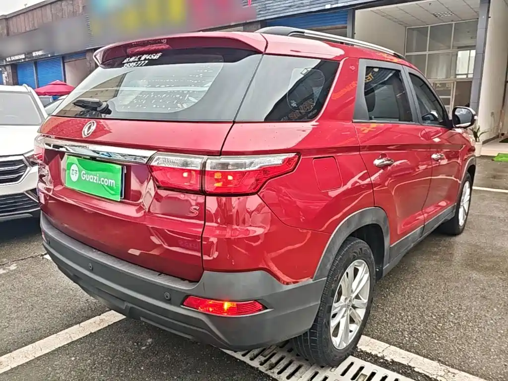 Fengguang S560 风光S560 2018款 1.8 L CVT精英型 7座