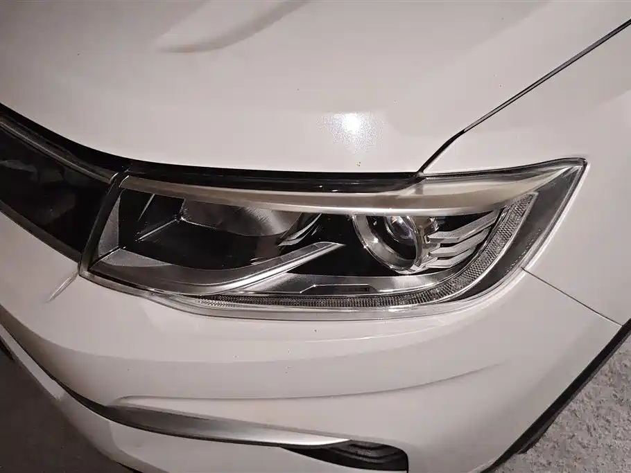 Changan CS35 PLUS 1.6 L Auto Connected CN-V