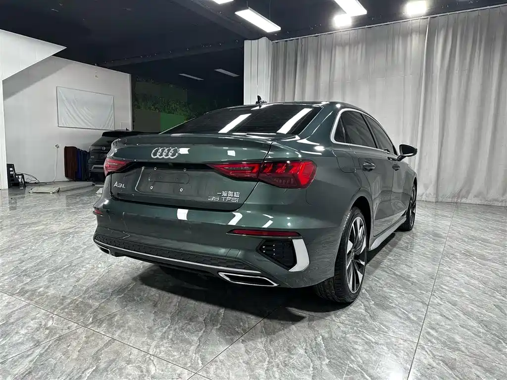 Audi A3 Facelift A3 L Limousine 35 TFSI Fashion Sport