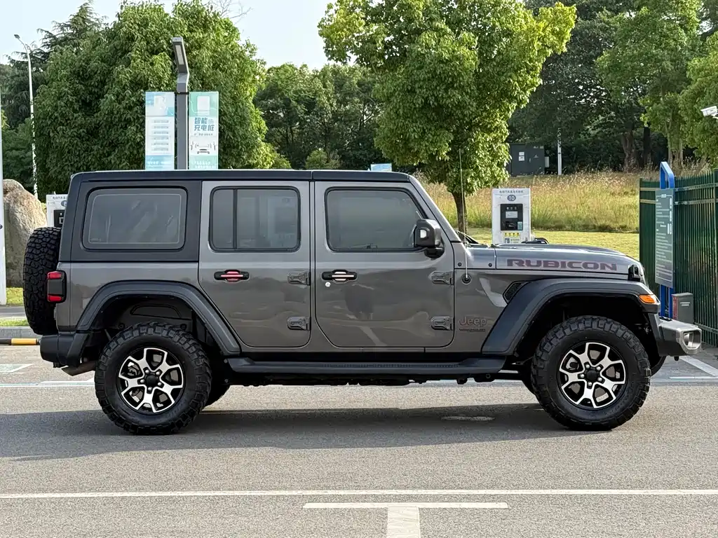 Wrangler 2.0 T Rubicon 4-door