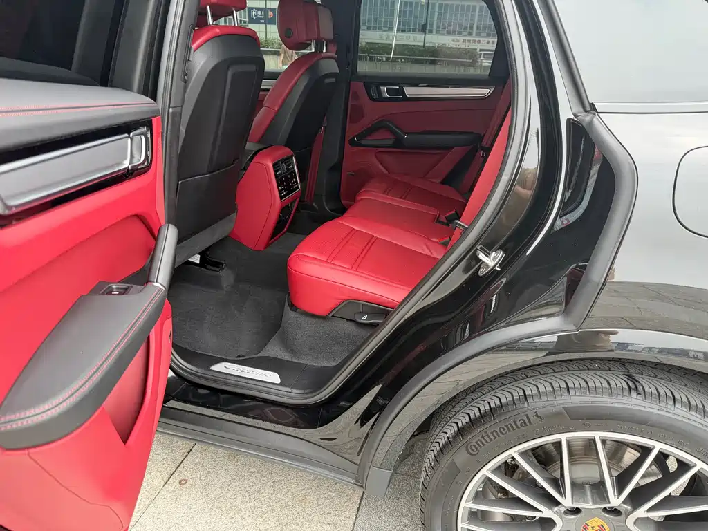 Cayenne NEV Cayenne E-Hybrid 2.0 T Platinum