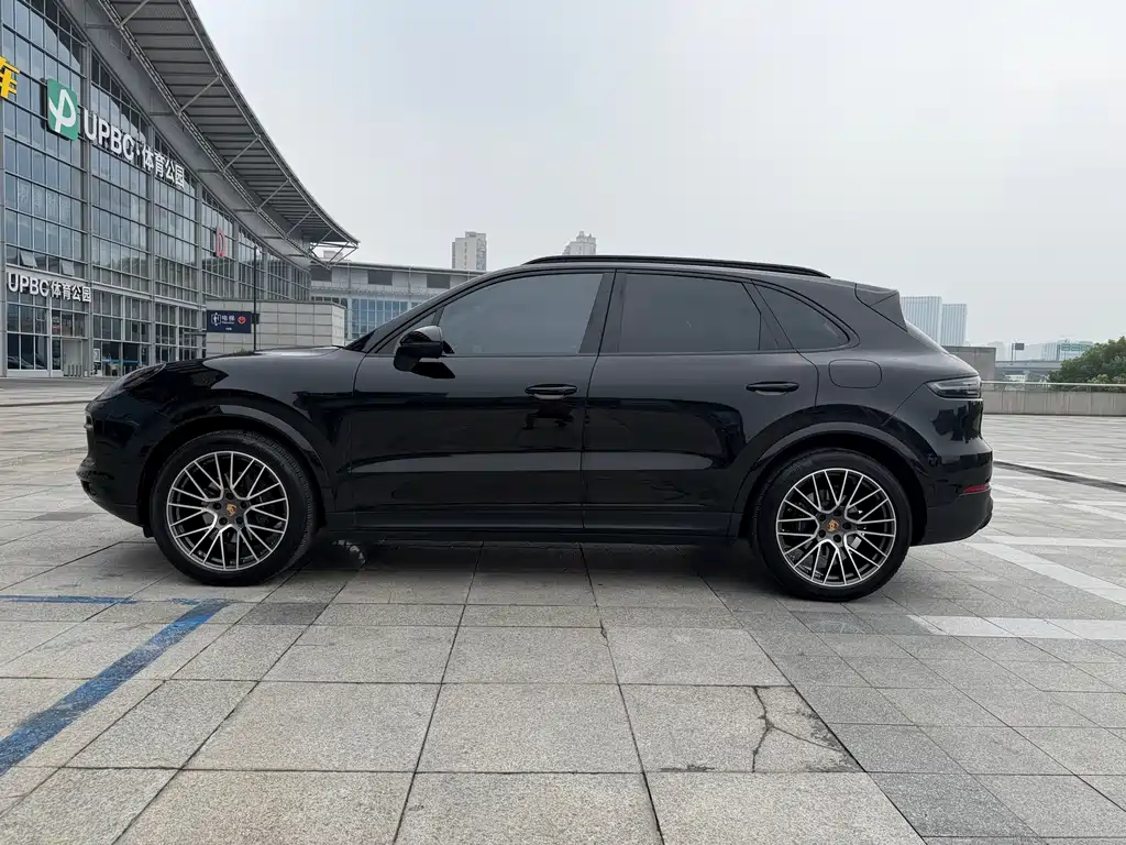 Cayenne NEV Cayenne E-Hybrid 2.0 T Platinum