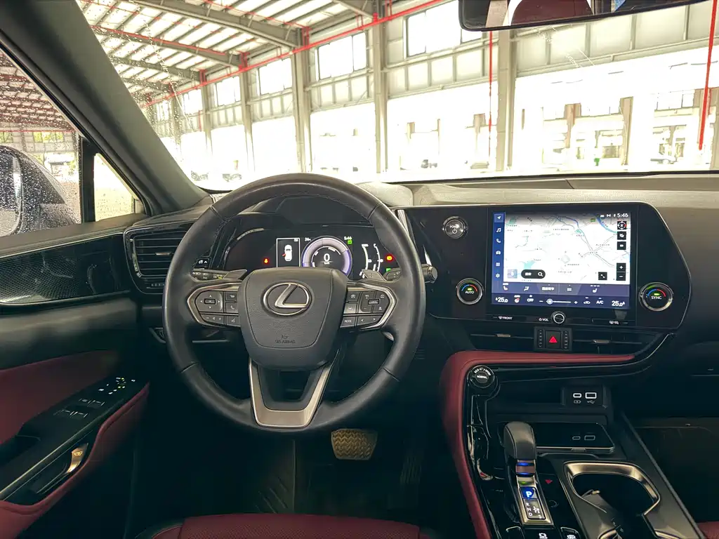 Lexus NX NEV 400 h+ Smooth