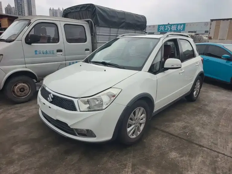 Suzuki SX4 1.6 L Auto Cool Sharp