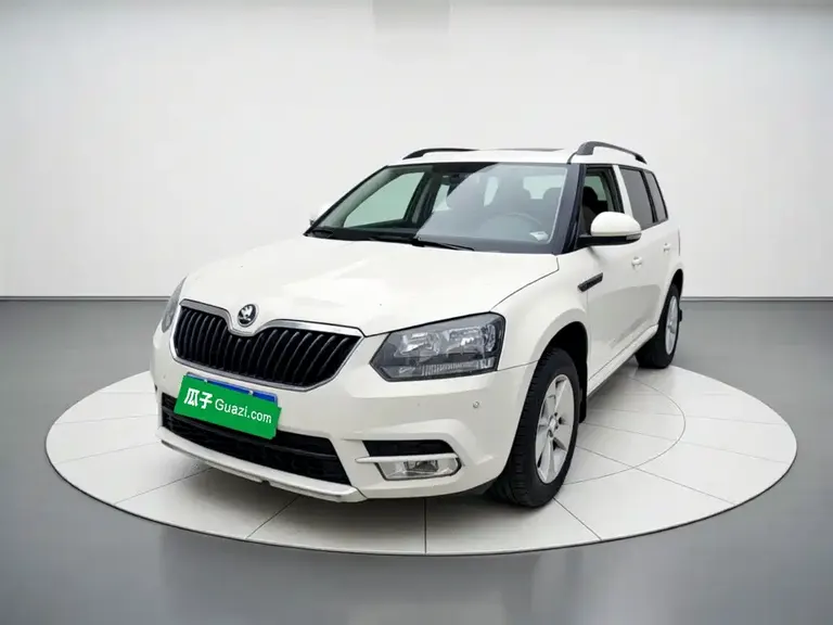 Skoda Yeti TSI280 DSG Forward