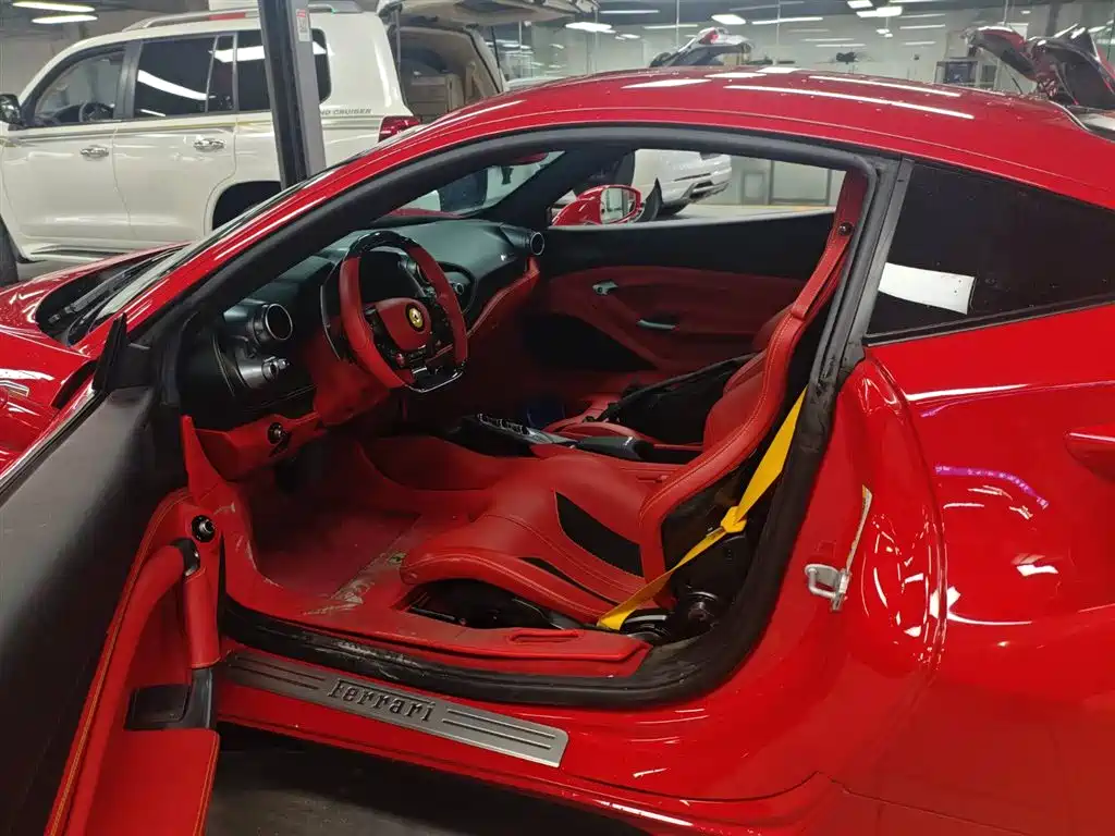 Ferrari F8 Tributo 3.9 T V8