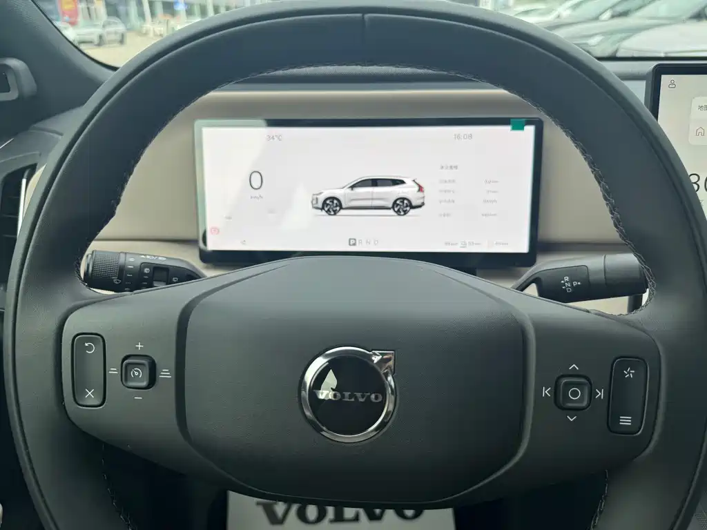 Volvo XC70 PHEV 沃尔沃XC70插电式混动 2026款 四驱超长续航Core