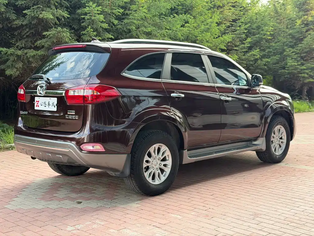 Yusheng S350 2.0 T Auto 4 WD Gasoline Luxury 5-seat