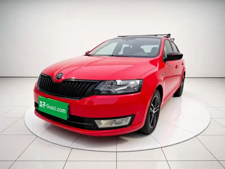 Skoda Rapid Spaceback Facelift 1.6 L Auto Forward