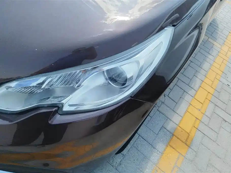 Peugeot 2008 2014 1.6 L Auto Fashion