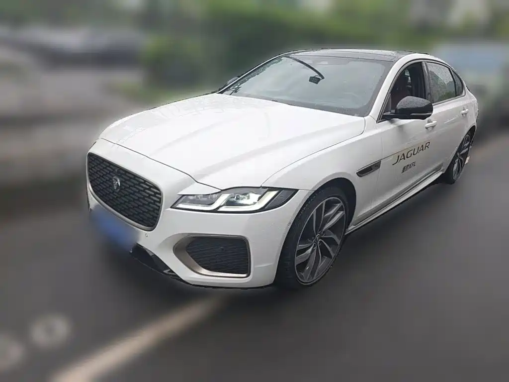 Jaguar XFL 2.0 T P300 4 WD Flagship Sport Gilt