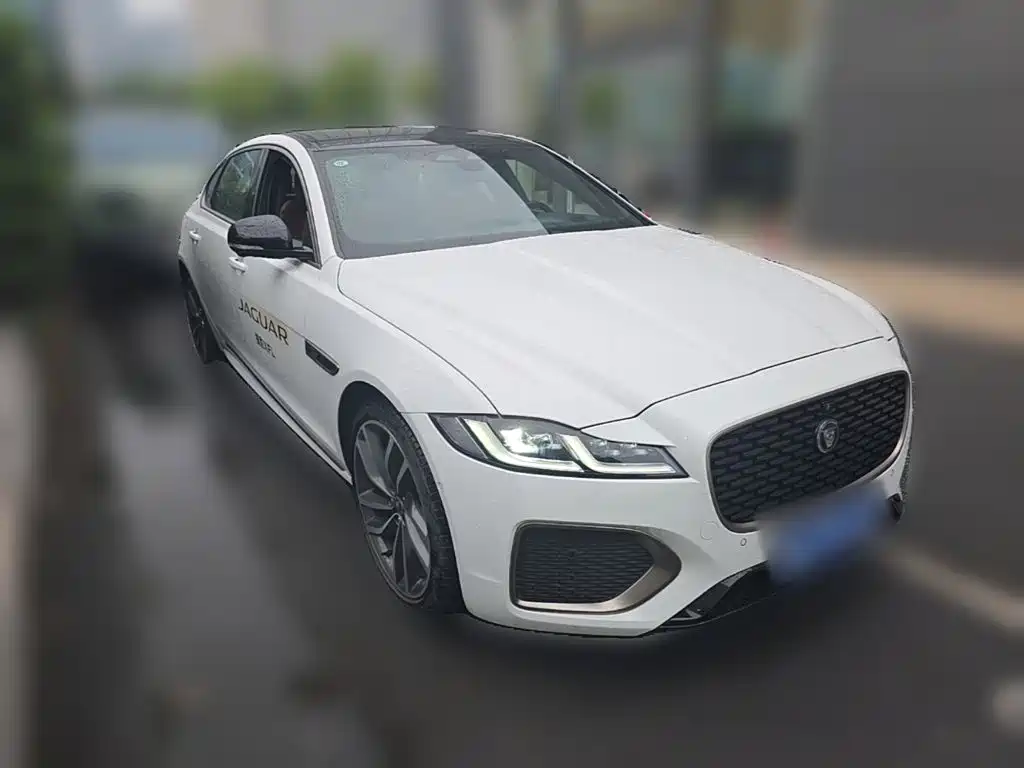 Jaguar XFL 2.0 T P300 4 WD Flagship Sport Gilt