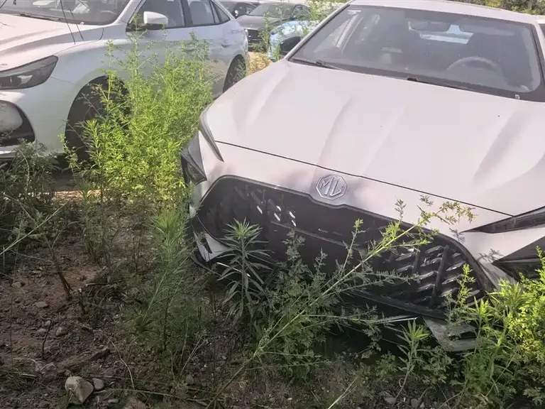MG6 MG6 2025款 1.5 T XLINE 猎鲨版