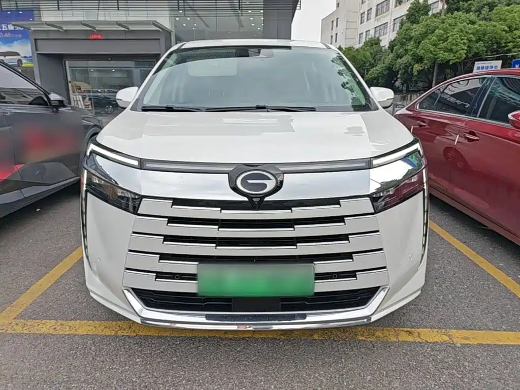 Trumpchi E8 NEV 传祺E8 PHEV 2024款 150 km 龙腾光辉+