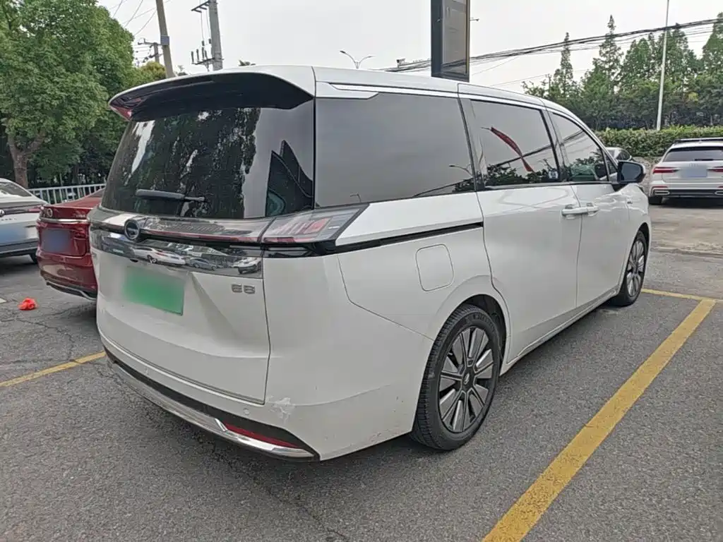 Trumpchi E8 NEV 传祺E8 PHEV 2024款 150 km 龙腾光辉+