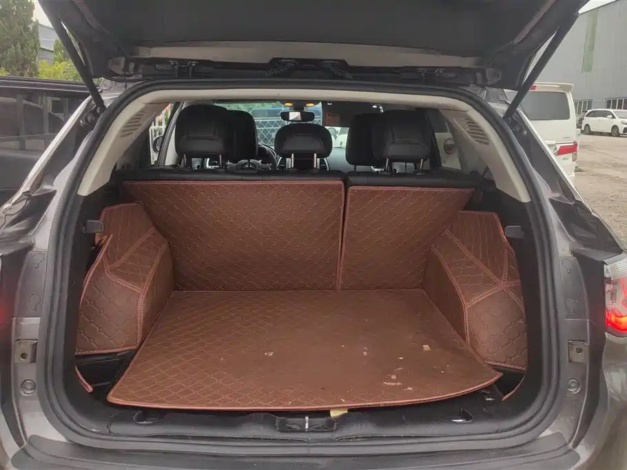 Compass 200 T Auto Home Enjoyment