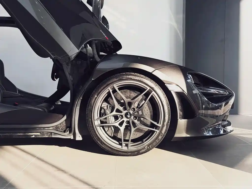 McLaren 720 S 4.0 T Coupe