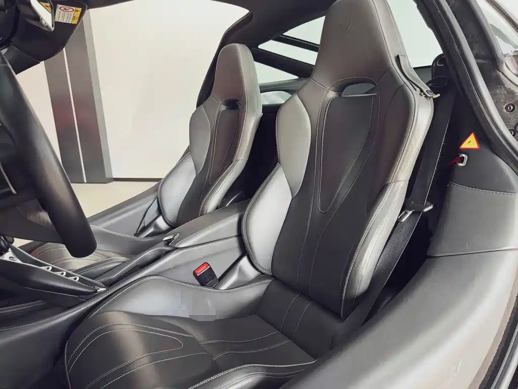 McLaren 720 S 4.0 T Coupe