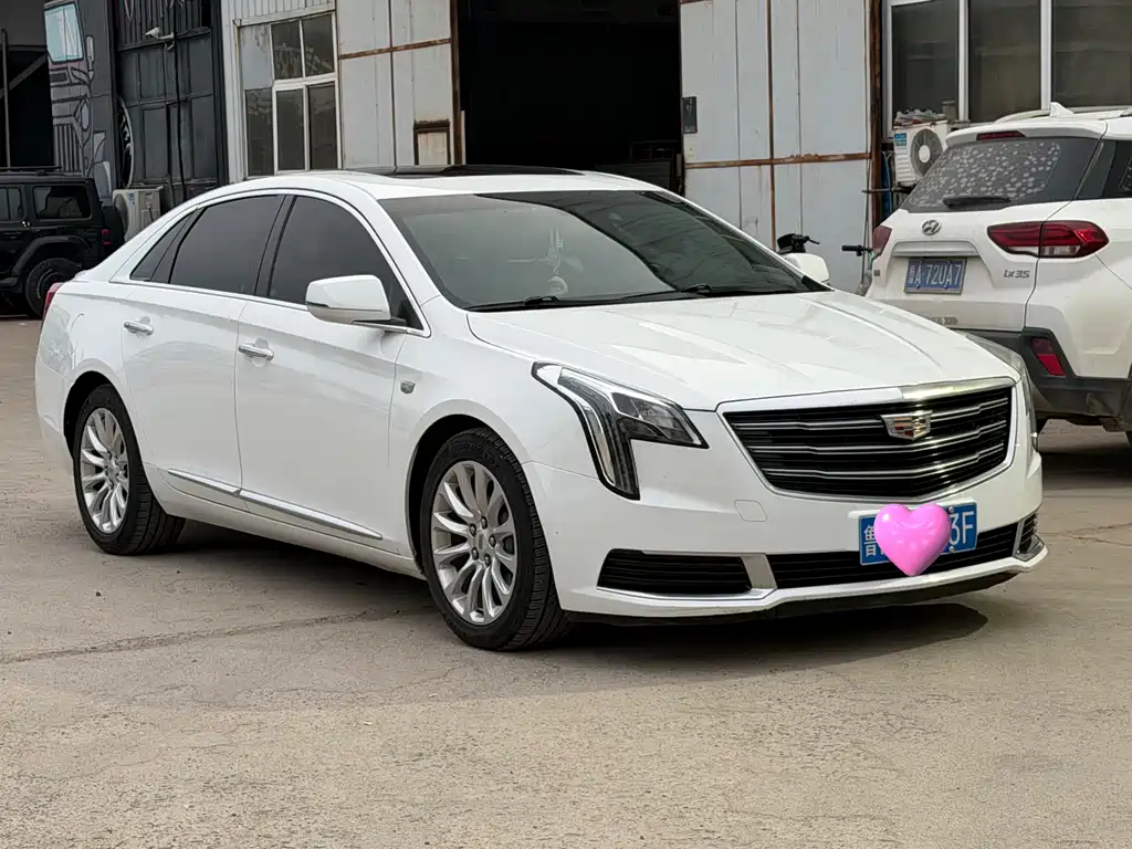 Cadillac XTS 28 T Tech