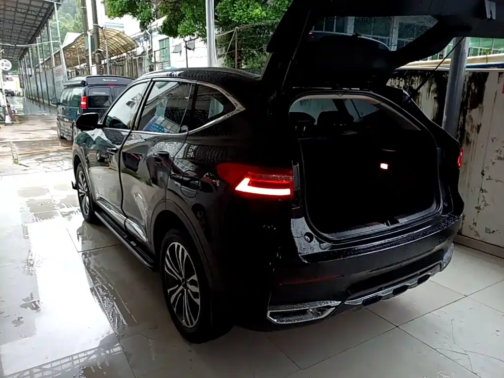 Haval F7 2.0 T 2 WD i
