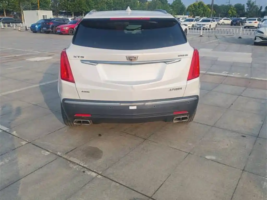 Cadillac XT5 28 E 4 WD Tech