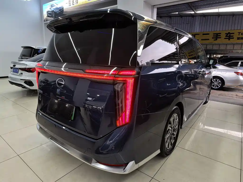 Trumpchi Xiangwang M8 Qiankun Series Ultra First Class
