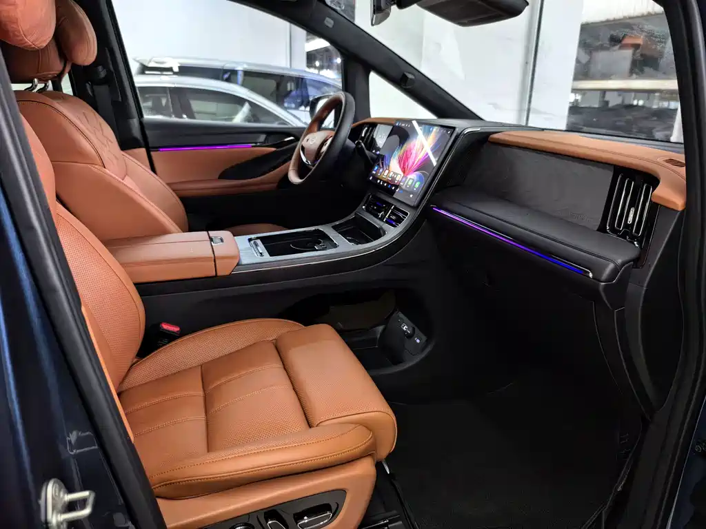 Trumpchi Xiangwang M8 Qiankun Series Ultra First Class