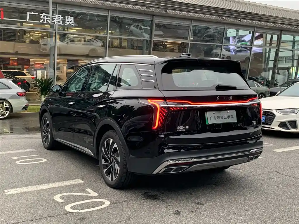 Hongqi HS7 PHEV 2.0 T PHEV 4 WD Flagship Smooth 6-seat