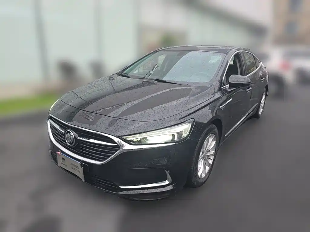 LaCrosse 552 T Luxury