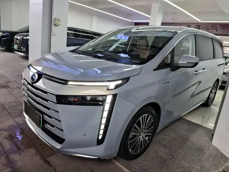 GAC Trumpchi E8 NEV 传祺E8 PHEV 2024款 150 km MAX+