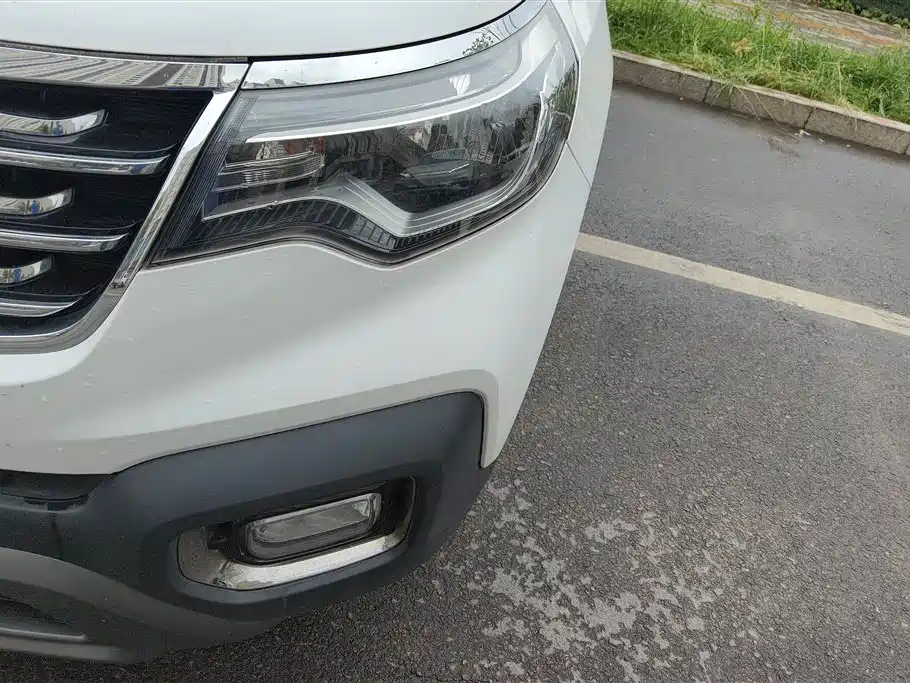 Sportage 智跑 2019款 2.0 L 手动时尚版
