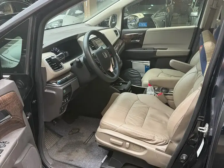 Honda Odyssey Facelift 2.4 L Luxury