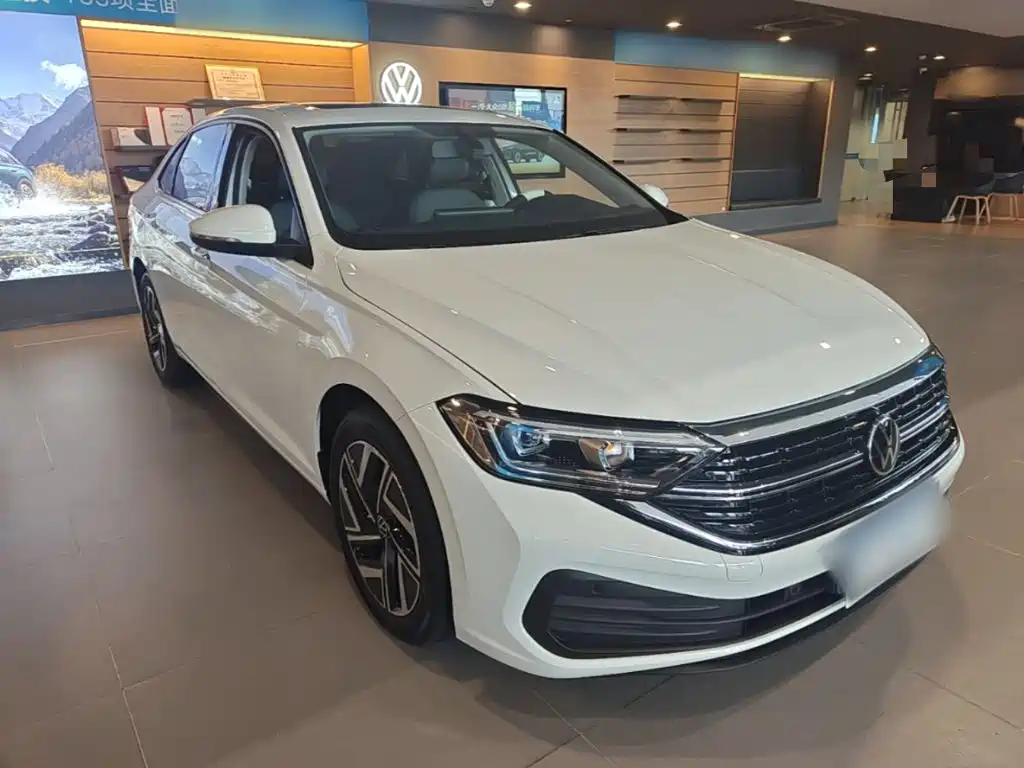 Sagitar 3000 10 K Selected 300 TSI DSG Transcend