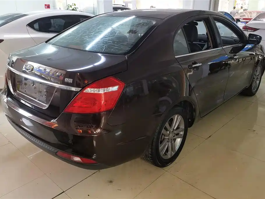 Emgrand Sedan Million 1.5 L Manual Upward