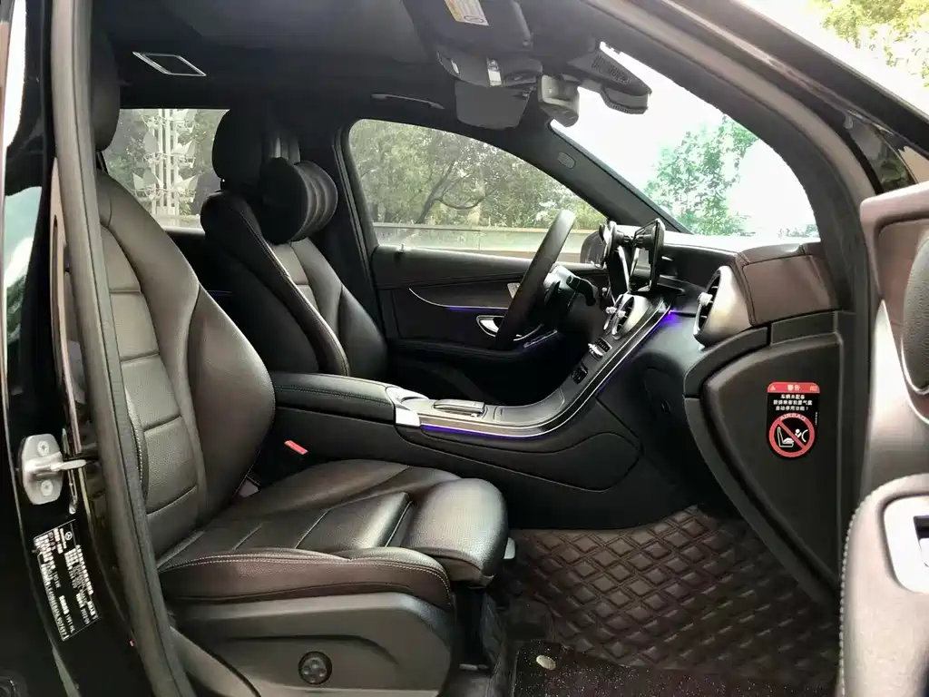 Mercedes-Benz GLC Facelift GLC 300 L 4 MATIC Dynamic Premium Collection