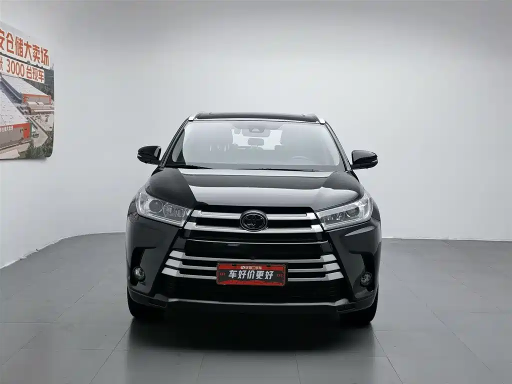 Highlander 2.0 T 4 WD Luxury 7-seat CN-V
